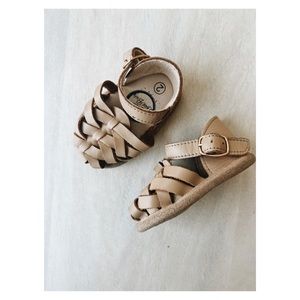 Little Love Bug Leather Sandals - Toddler size 2 (EUC)